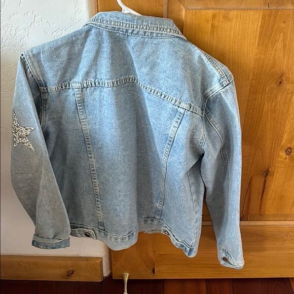 Blue B star embellished Jean jacket - Picture 2 of 2